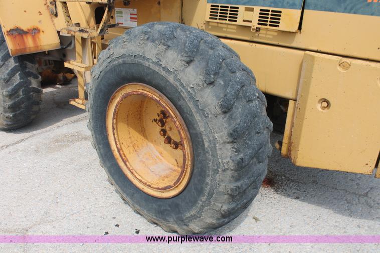 image for item I7890 Komatsu WA180 articulated loader