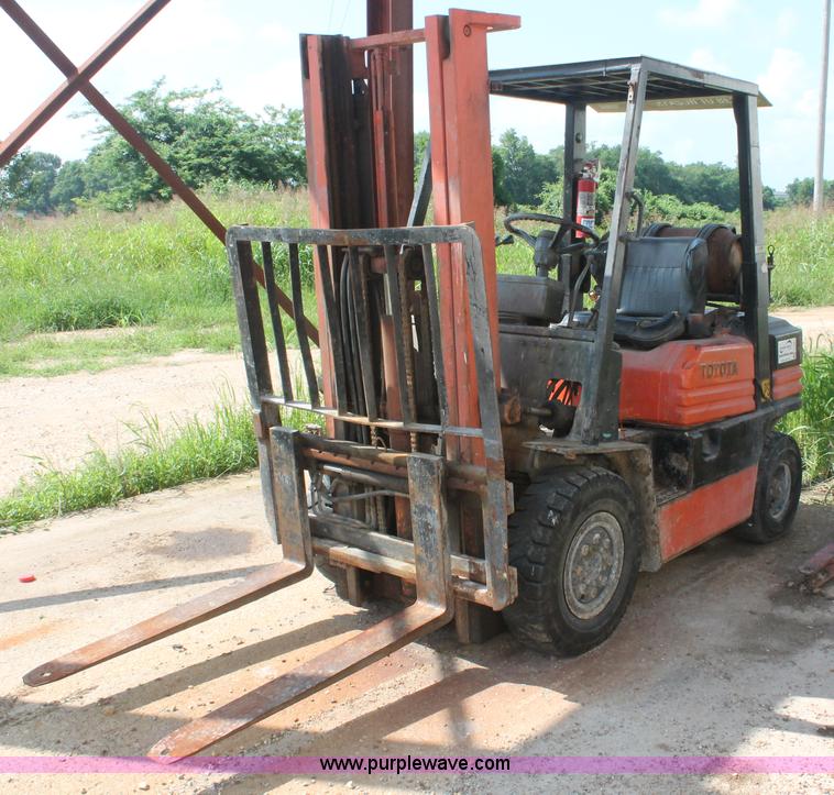 image for item I7891 Toyota forklift