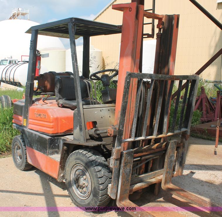 image for item I7891 Toyota forklift