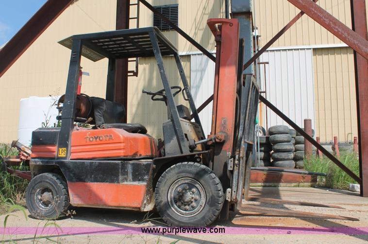 image for item I7891 Toyota forklift