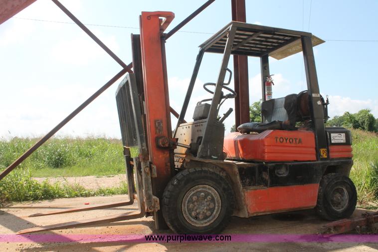 image for item I7891 Toyota forklift