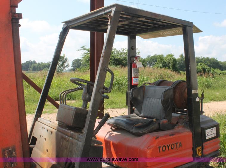image for item I7891 Toyota forklift