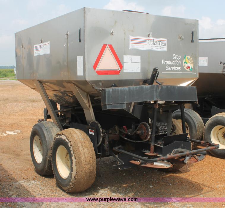 Adams 5 ton dry fertilizer spreader in Wynnburg, TN Item I7893 sold