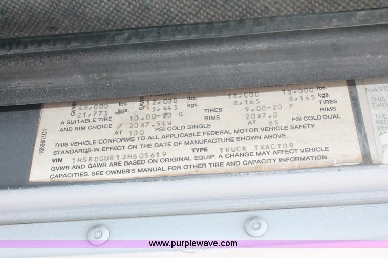 image for item I7896 1988 International COF9670 cab over fertilizer tender truck