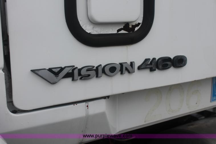 image for item I7897 2000 Mack CX613 Vision 460 semi truck