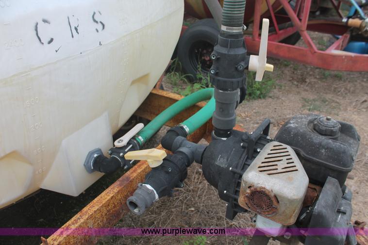 image for item I7899 1,000 gallon liquid nurse trailer