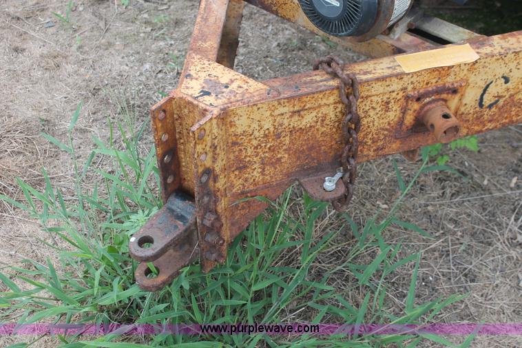 image for item I7899 1,000 gallon liquid nurse trailer