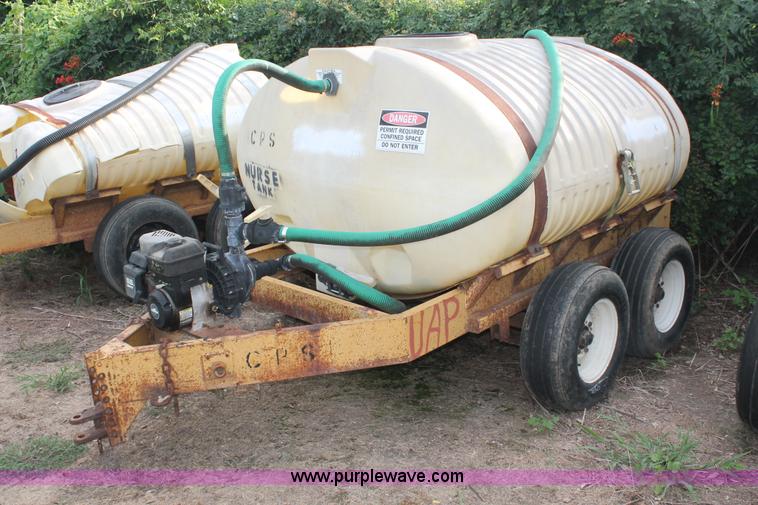 image for item I7900 1,000 gallon liquid nurse trailer