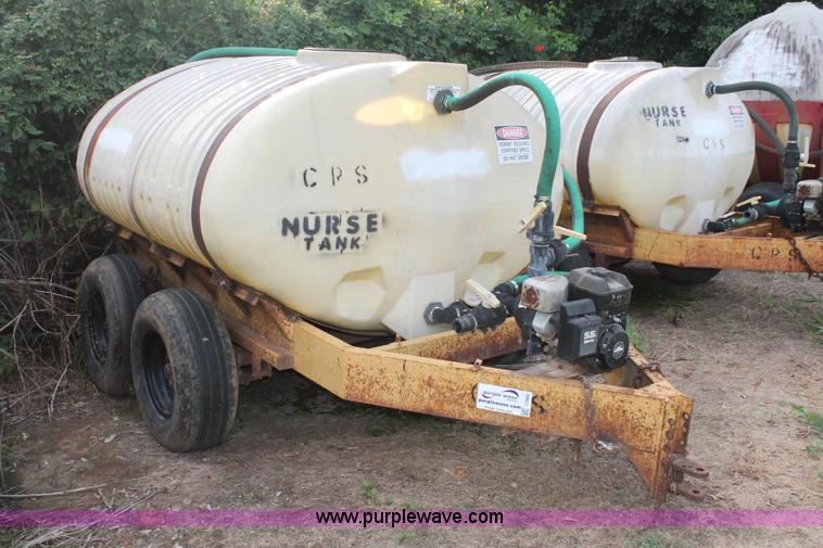 image for item I7900 1,000 gallon liquid nurse trailer