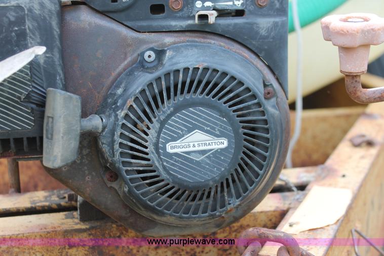 image for item I7901 1,000 gallon liquid nurse trailer