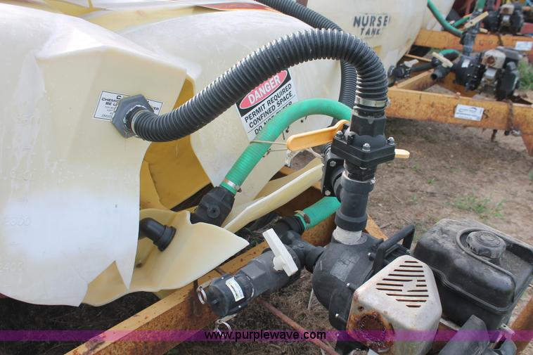 image for item I7901 1,000 gallon liquid nurse trailer