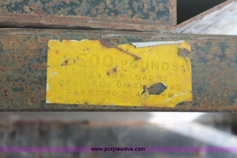 image for item I7912 1996 GMC TopKick C6000 stake bed truck