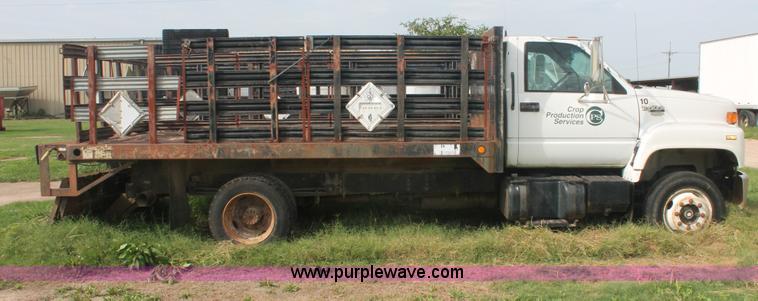 image for item I7913 1994 GMC TopKick Lo-Pro C6000 stake bed truck