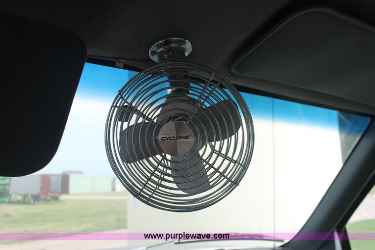 image for item I7913 1994 GMC TopKick Lo-Pro C6000 stake bed truck