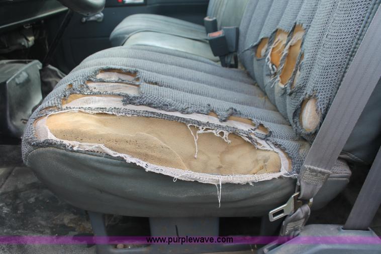 image for item I7913 1994 GMC TopKick Lo-Pro C6000 stake bed truck