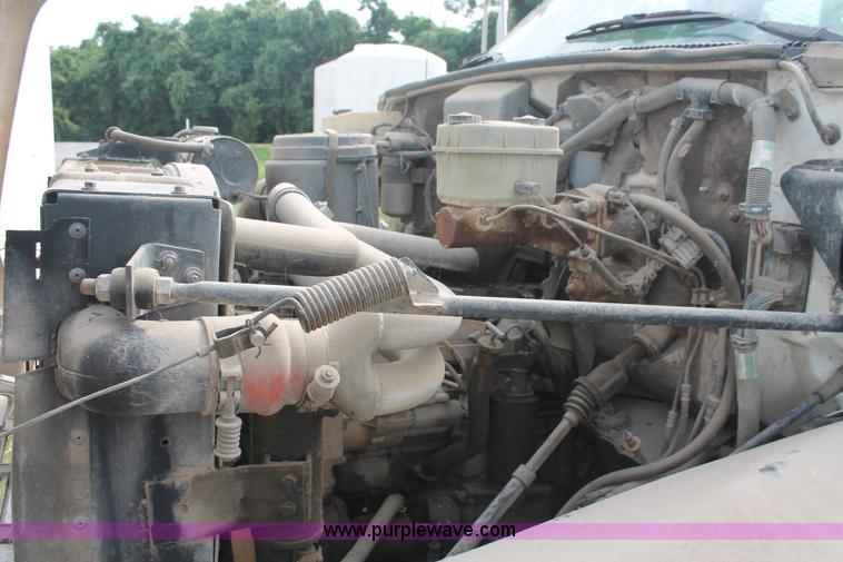 image for item I7913 1994 GMC TopKick Lo-Pro C6000 stake bed truck