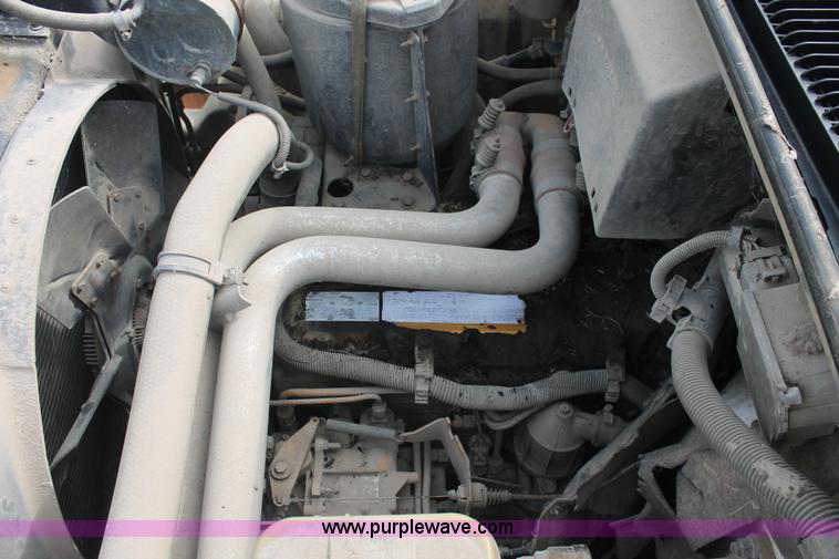 image for item I7913 1994 GMC TopKick Lo-Pro C6000 stake bed truck