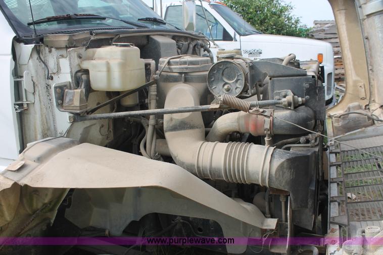 image for item I7913 1994 GMC TopKick Lo-Pro C6000 stake bed truck