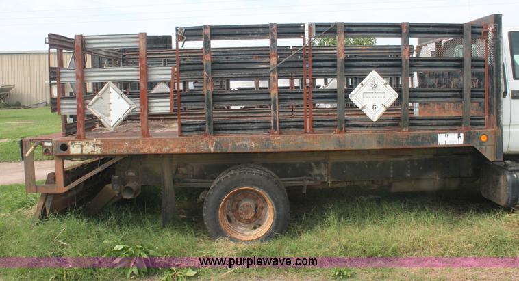 image for item I7913 1994 GMC TopKick Lo-Pro C6000 stake bed truck