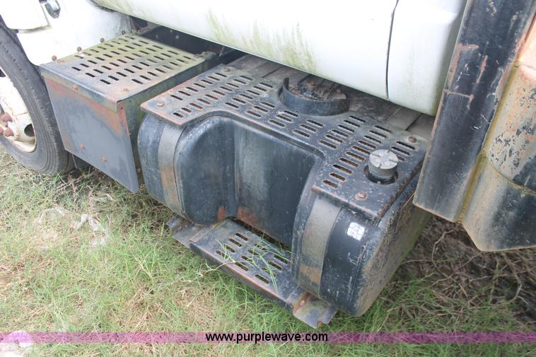 image for item I7913 1994 GMC TopKick Lo-Pro C6000 stake bed truck