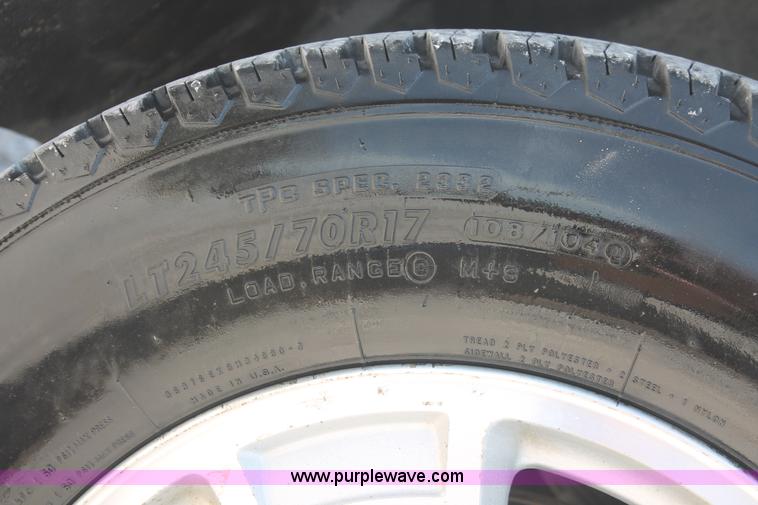 image for item I7914 2010 Chevrolet Silverado 1500 LT Crew Cab pickup truck