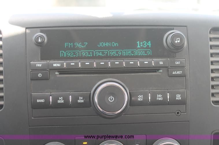 image for item I7916 2009 Chevrolet Silverado 1500 LT Crew Cab pickup truck