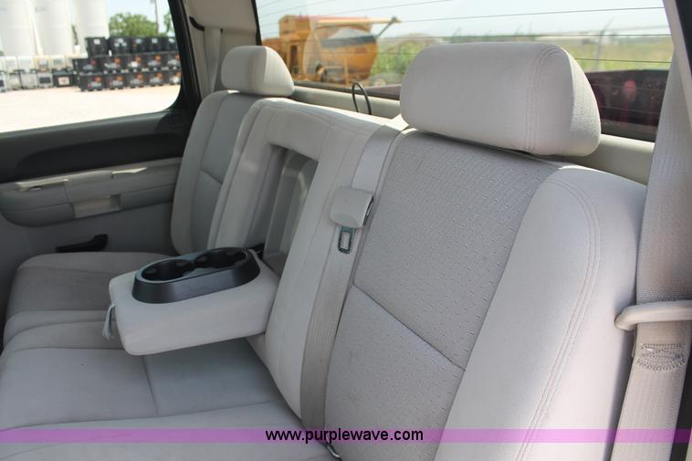 image for item I7916 2009 Chevrolet Silverado 1500 LT Crew Cab pickup truck