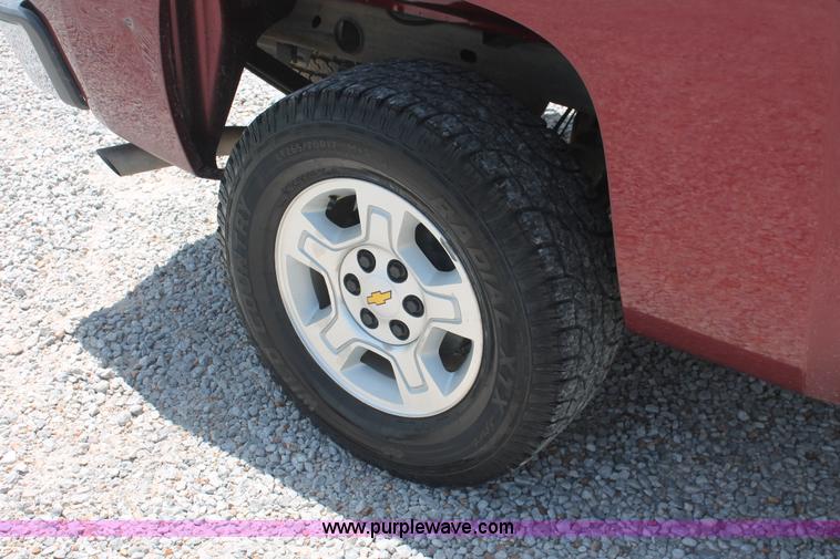 image for item I7916 2009 Chevrolet Silverado 1500 LT Crew Cab pickup truck