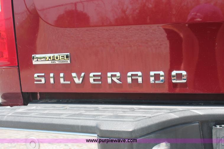 image for item I7916 2009 Chevrolet Silverado 1500 LT Crew Cab pickup truck