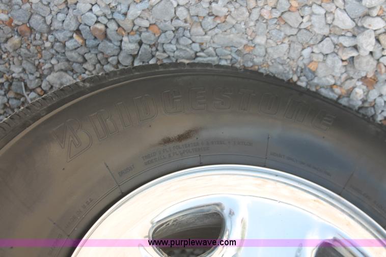 image for item I7917 2009 Chevrolet Silverado 2500HD LT Extended Cab pickup truck