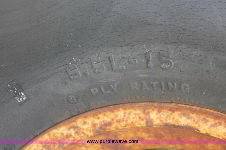 image for item I7925 1,000 gallon liquid nurse trailer