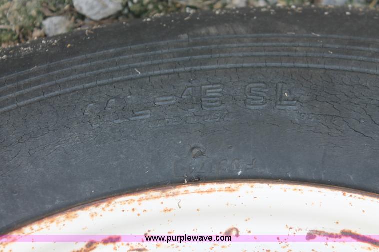 image for item I7925 1,000 gallon liquid nurse trailer