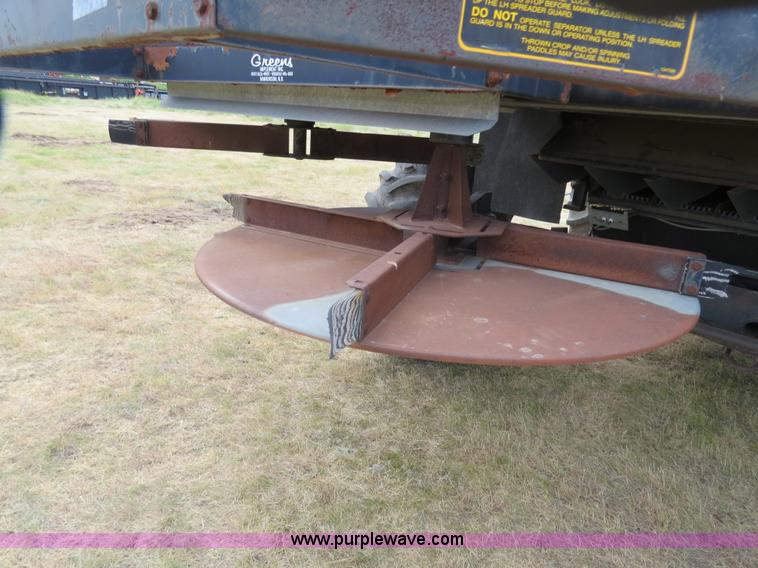 image for item A8582 1989 Gleaner R60 combine