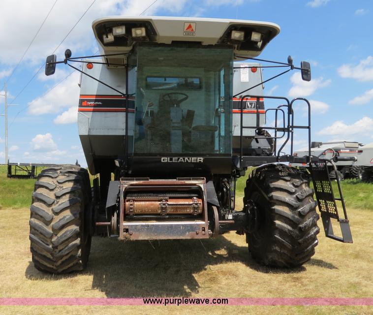 image for item A8591 1994 Gleaner R62 combine