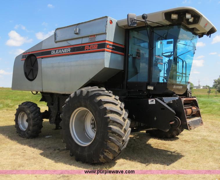 image for item A8591 1994 Gleaner R62 combine