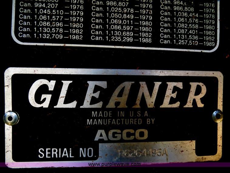 image for item A8591 1994 Gleaner R62 combine