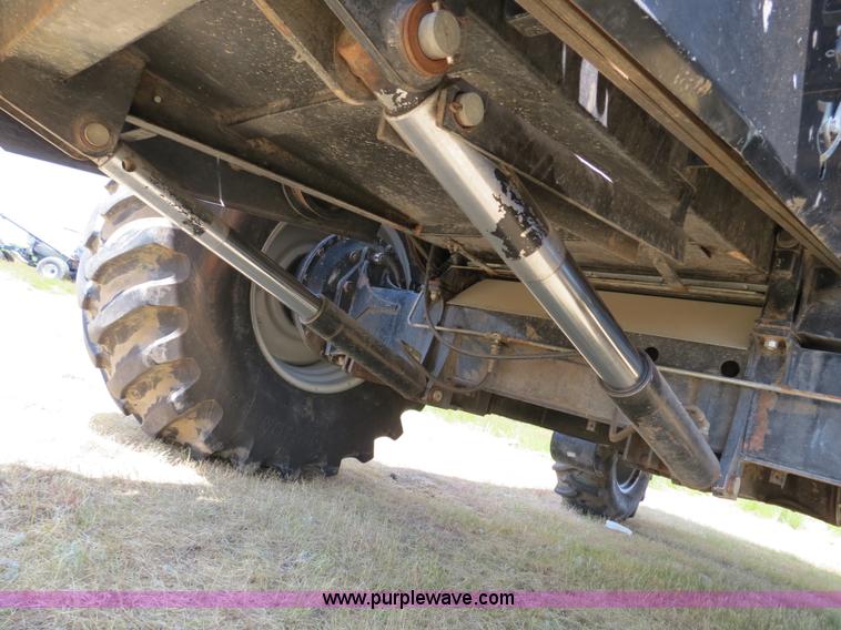 image for item A8591 1994 Gleaner R62 combine