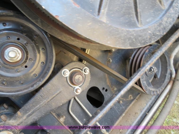 image for item A8591 1994 Gleaner R62 combine