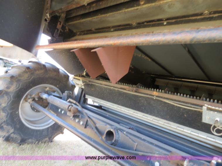 image for item A8591 1994 Gleaner R62 combine