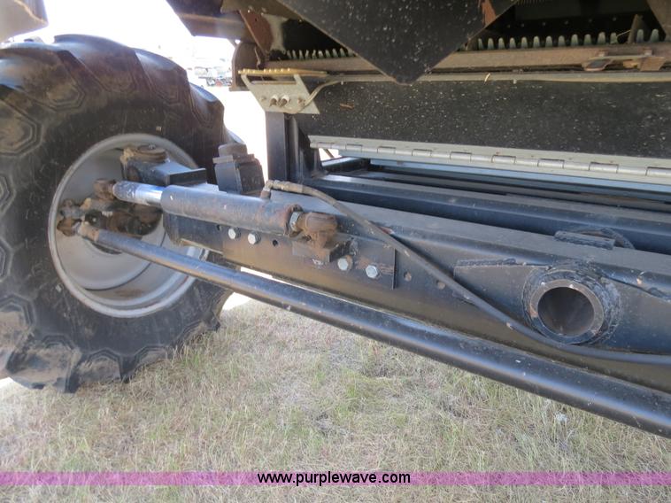 image for item A8591 1994 Gleaner R62 combine