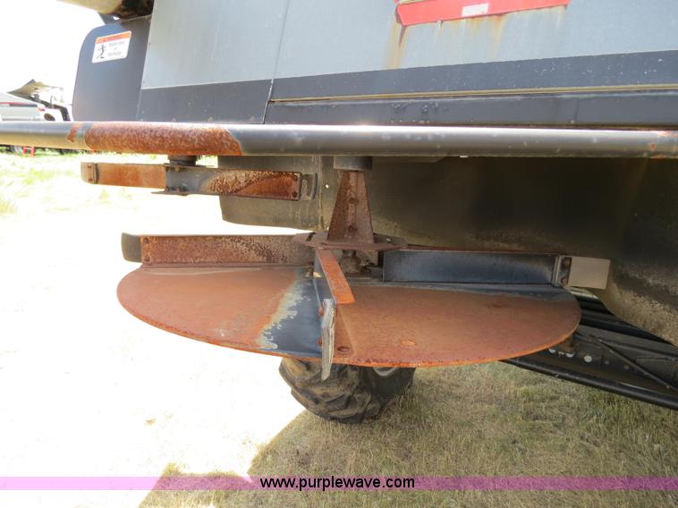 image for item A8591 1994 Gleaner R62 combine