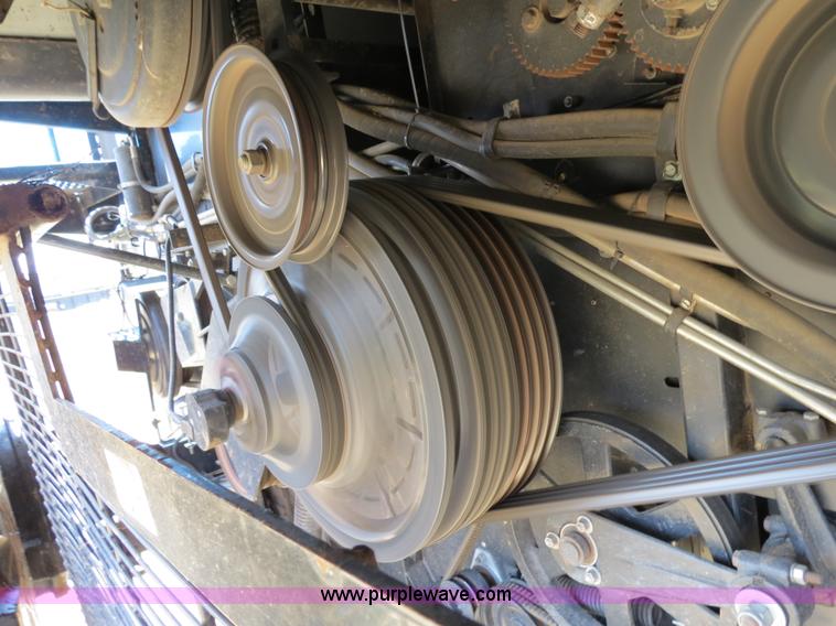 image for item A8591 1994 Gleaner R62 combine