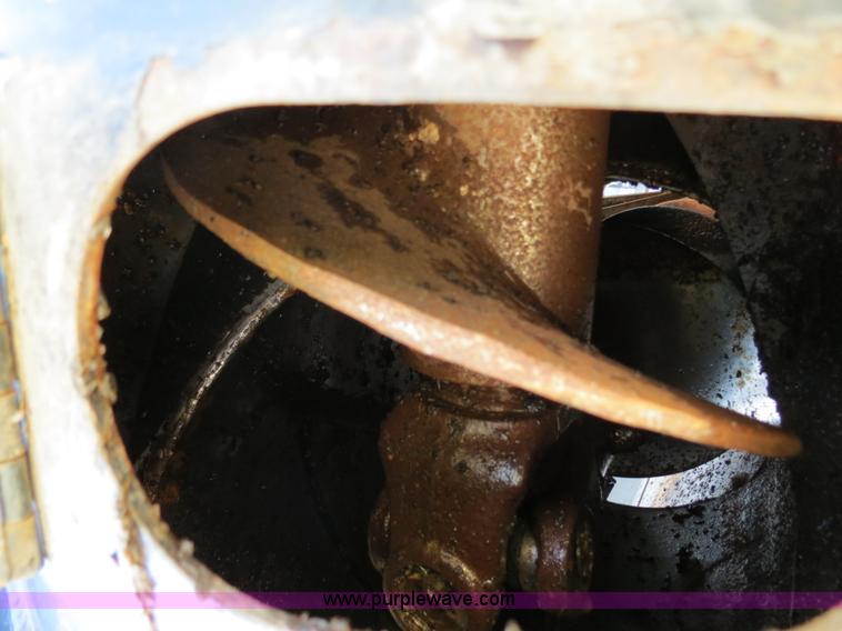 image for item A8591 1994 Gleaner R62 combine