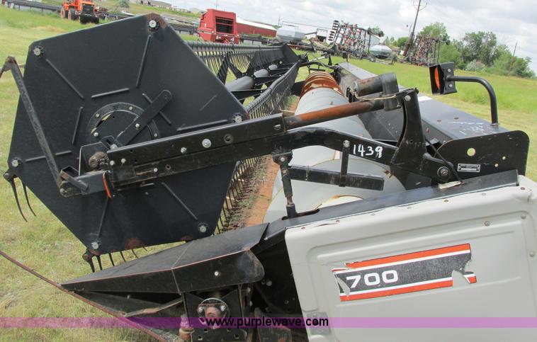 image for item A8594 AGCO 700 series rigid platform head