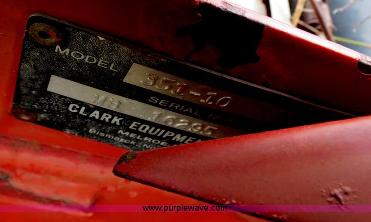 image for item A8624 Gleaner 13 pickup head