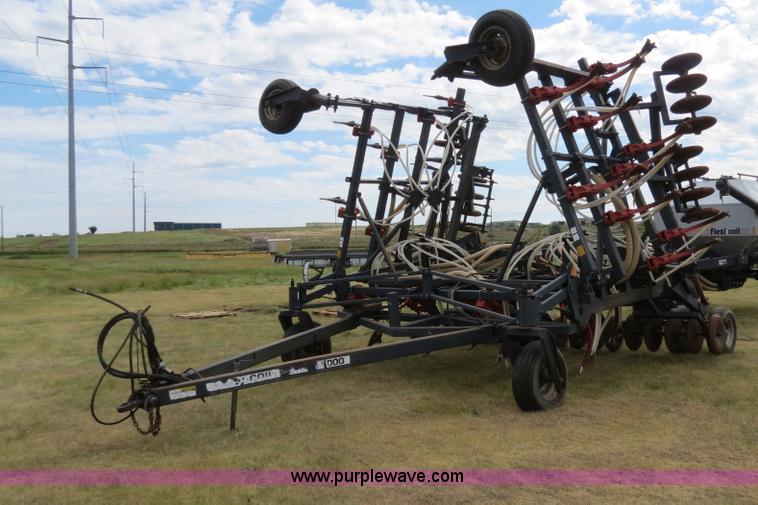 image for item A8630 1995 Flexi-Coil 5000 33' air seeder