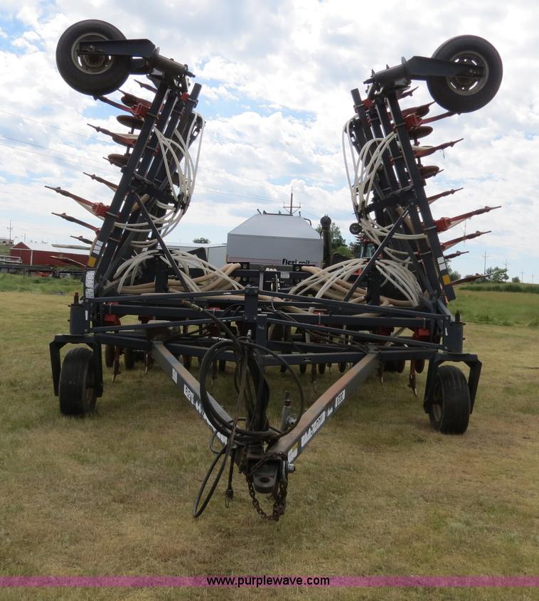 image for item A8630 1995 Flexi-Coil 5000 33' air seeder