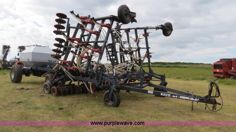 image for item A8630 1995 Flexi-Coil 5000 33' air seeder