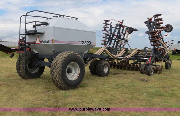 image for item A8630 1995 Flexi-Coil 5000 33' air seeder