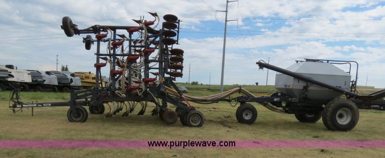 image for item A8630 1995 Flexi-Coil 5000 33' air seeder